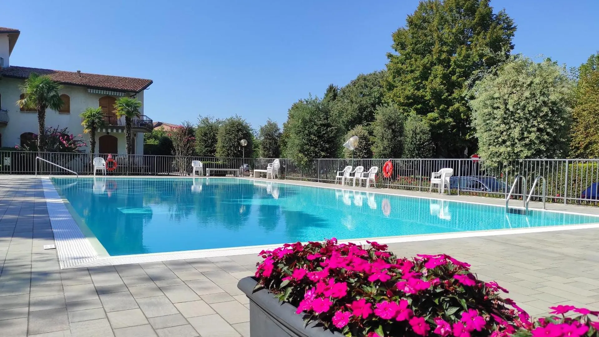 Apartment Ferienwohnung Casa Ema Peschiera del Garda